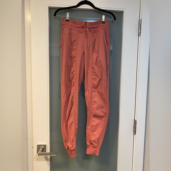Lululemon Dance Studio Mid-rise Jogger Full Length.Color dark pink . Size 4. - Picture 9 of 10